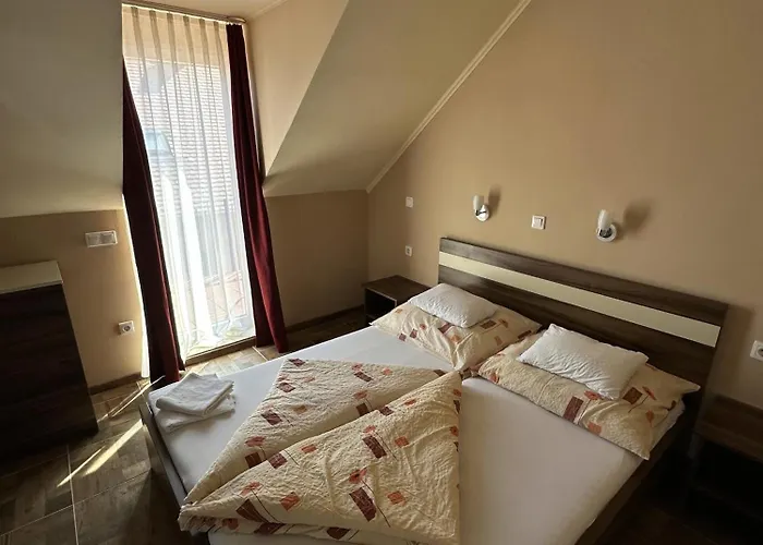 Balatonfueredi Borostyan Panzio Bed & Breakfast